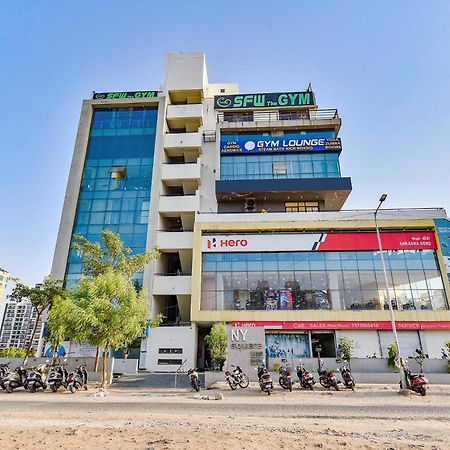 Fabhotel Ny Townhouse Ahmedabad Exterior photo