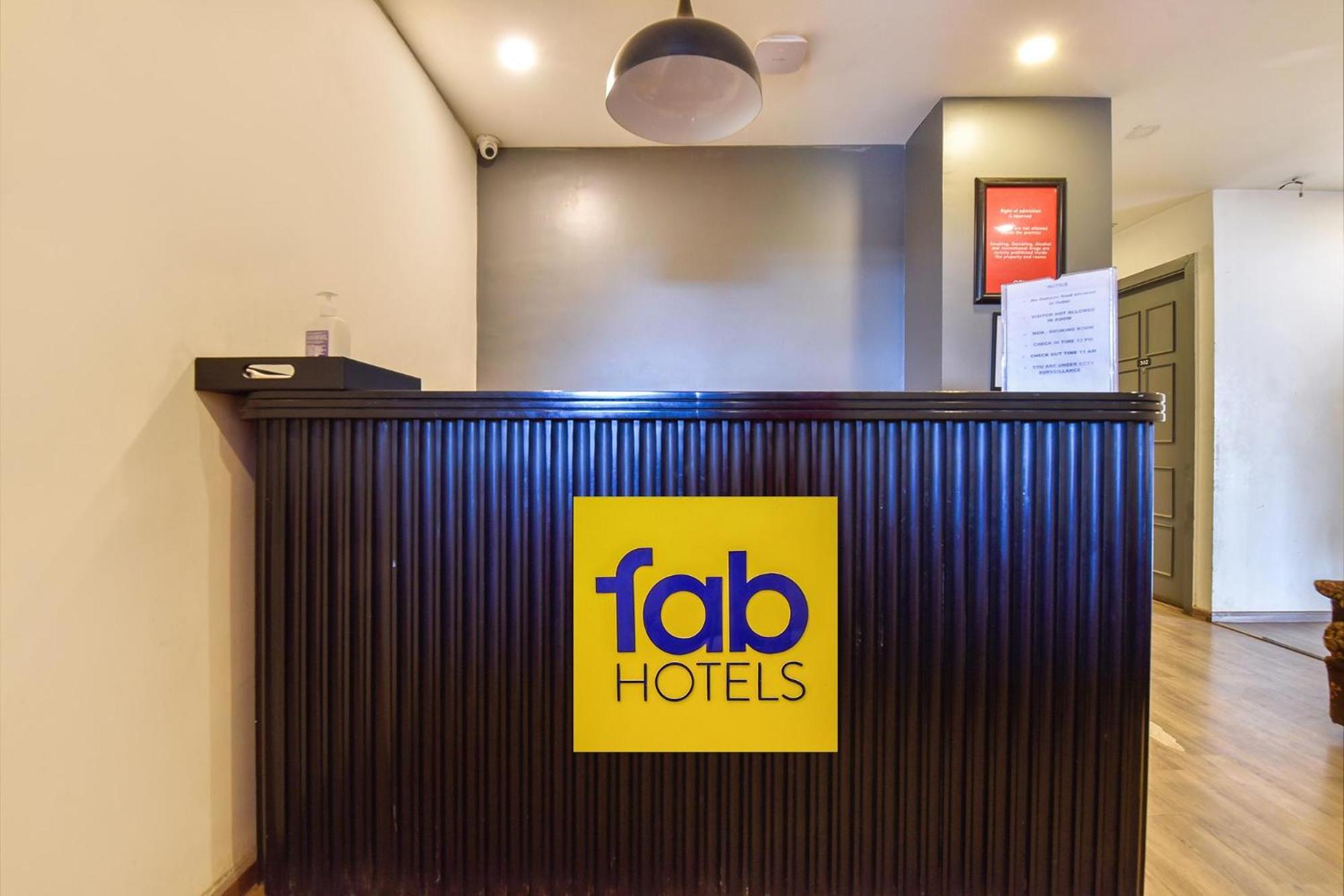 Fabhotel Ny Townhouse Ahmedabad Exterior photo