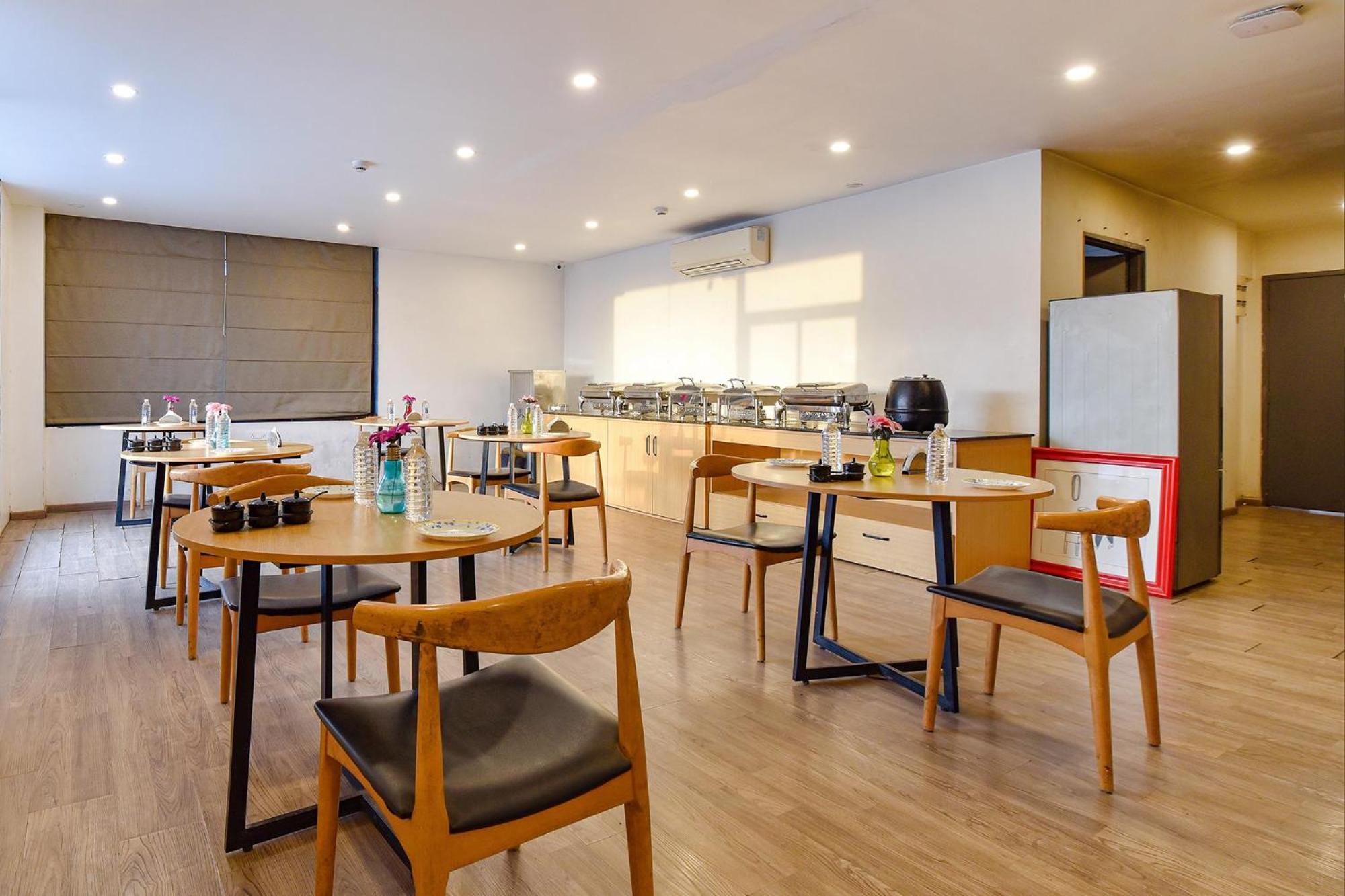 Fabhotel Ny Townhouse Ahmedabad Exterior photo
